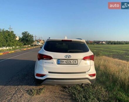 Белый Хендай Санта Фе, объемом двигателя 2.4 л и пробегом 78 тыс. км за 17500 $, фото 4 на Automoto.ua