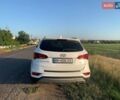 Белый Хендай Санта Фе, объемом двигателя 2.4 л и пробегом 78 тыс. км за 17500 $, фото 4 на Automoto.ua