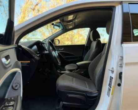 Белый Хендай Санта Фе, объемом двигателя 2.4 л и пробегом 109 тыс. км за 9300 $, фото 7 на Automoto.ua