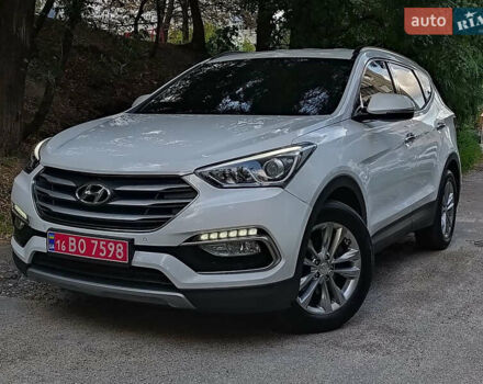 Белый Хендай Санта Фе, объемом двигателя 2 л и пробегом 183 тыс. км за 19555 $, фото 8 на Automoto.ua