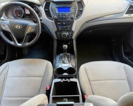 Белый Хендай Санта Фе, объемом двигателя 2.4 л и пробегом 109 тыс. км за 9300 $, фото 13 на Automoto.ua