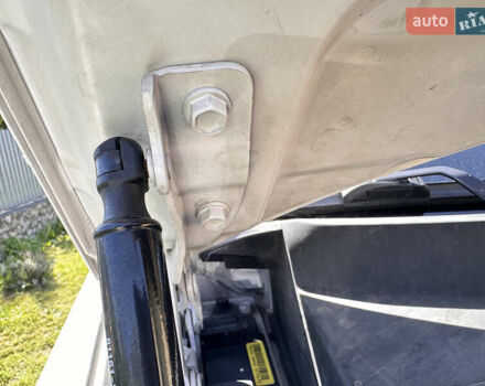 Белый Хендай Санта Фе, объемом двигателя 2.2 л и пробегом 158 тыс. км за 23600 $, фото 70 на Automoto.ua