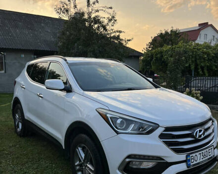 Белый Хендай Санта Фе, объемом двигателя 2.36 л и пробегом 111 тыс. км за 15000 $, фото 7 на Automoto.ua