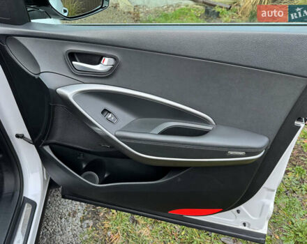 Белый Хендай Санта Фе, объемом двигателя 2.2 л и пробегом 168 тыс. км за 23300 $, фото 30 на Automoto.ua