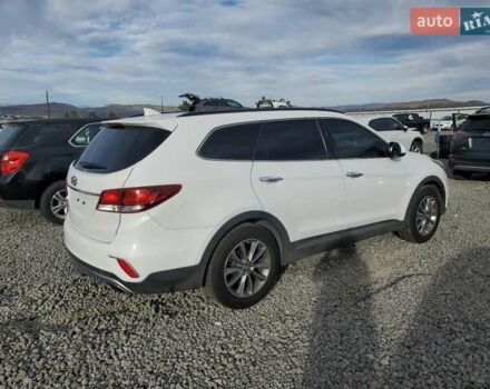 Белый Хендай Санта Фе, объемом двигателя 0 л и пробегом 164 тыс. км за 2700 $, фото 1 на Automoto.ua