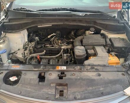 Белый Хендай Санта Фе, объемом двигателя 2.4 л и пробегом 78 тыс. км за 17500 $, фото 25 на Automoto.ua