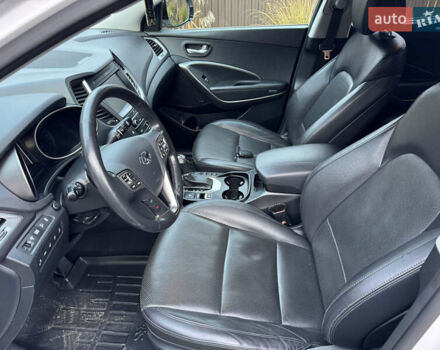 Белый Хендай Санта Фе, объемом двигателя 2.2 л и пробегом 168 тыс. км за 23300 $, фото 20 на Automoto.ua