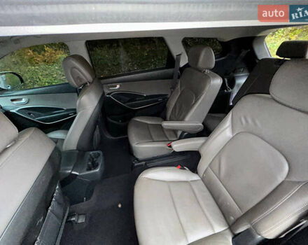 Белый Хендай Санта Фе, объемом двигателя 3.34 л и пробегом 205 тыс. км за 17300 $, фото 13 на Automoto.ua