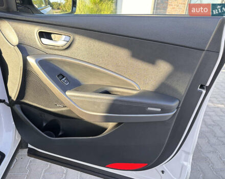 Белый Хендай Санта Фе, объемом двигателя 2.2 л и пробегом 157 тыс. км за 23650 $, фото 53 на Automoto.ua