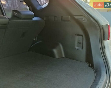 Білий Хендай Санта Фе, об'ємом двигуна 2 л та пробігом 189 тис. км за 18888 $, фото 23 на Automoto.ua