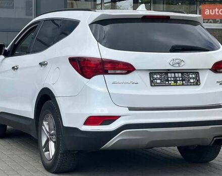 Белый Хендай Санта Фе, объемом двигателя 2.36 л и пробегом 165 тыс. км за 15500 $, фото 3 на Automoto.ua