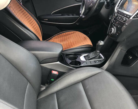 Белый Хендай Санта Фе, объемом двигателя 2 л и пробегом 200 тыс. км за 19800 $, фото 6 на Automoto.ua