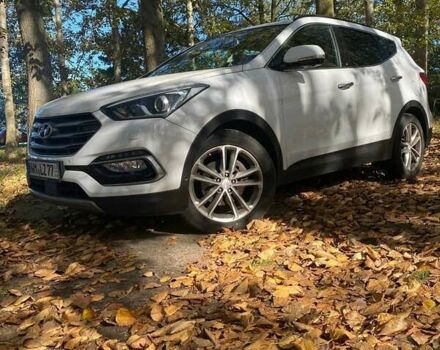 Белый Хендай Санта Фе, объемом двигателя 2.2 л и пробегом 189 тыс. км за 16946 $, фото 1 на Automoto.ua