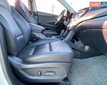 Белый Хендай Санта Фе, объемом двигателя 2 л и пробегом 137 тыс. км за 23500 $, фото 17 на Automoto.ua