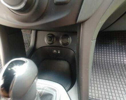 Белый Хендай Санта Фе, объемом двигателя 2.2 л и пробегом 189 тыс. км за 16946 $, фото 15 на Automoto.ua