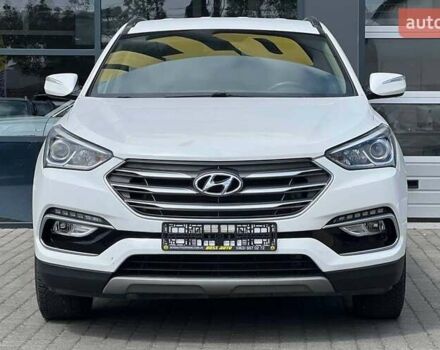 Белый Хендай Санта Фе, объемом двигателя 2.36 л и пробегом 165 тыс. км за 15500 $, фото 1 на Automoto.ua