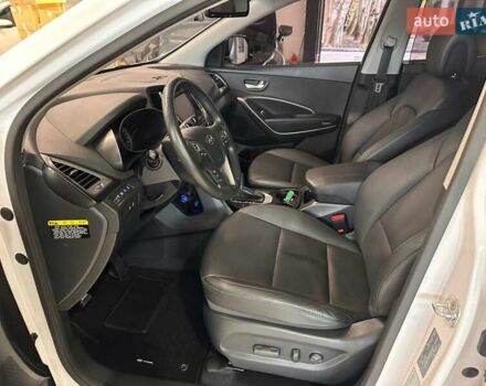 Білий Хендай Санта Фе, об'ємом двигуна 2 л та пробігом 167 тис. км за 19900 $, фото 17 на Automoto.ua