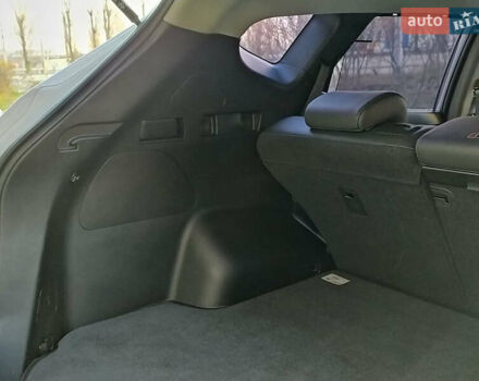 Білий Хендай Санта Фе, об'ємом двигуна 2 л та пробігом 189 тис. км за 18888 $, фото 24 на Automoto.ua