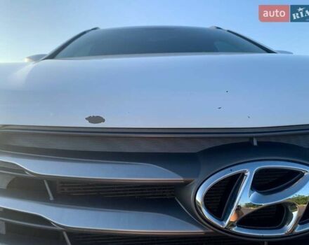 Белый Хендай Санта Фе, объемом двигателя 2.4 л и пробегом 78 тыс. км за 17500 $, фото 7 на Automoto.ua