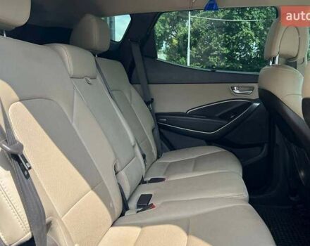 Белый Хендай Санта Фе, объемом двигателя 2.36 л и пробегом 165 тыс. км за 15500 $, фото 24 на Automoto.ua