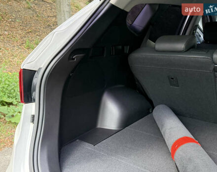 Белый Хендай Санта Фе, объемом двигателя 2 л и пробегом 183 тыс. км за 19555 $, фото 17 на Automoto.ua