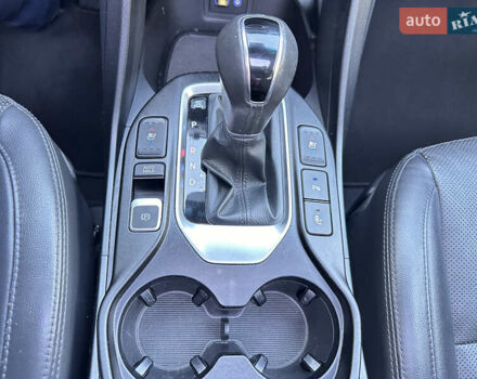 Білий Хендай Санта Фе, об'ємом двигуна 2.2 л та пробігом 155 тис. км за 23600 $, фото 48 на Automoto.ua