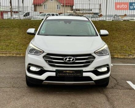 Белый Хендай Санта Фе, объемом двигателя 2.2 л и пробегом 211 тыс. км за 21990 $, фото 3 на Automoto.ua