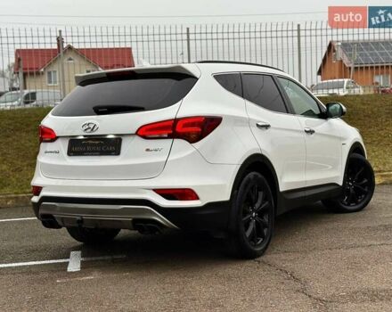 Белый Хендай Санта Фе, объемом двигателя 2.2 л и пробегом 211 тыс. км за 21990 $, фото 15 на Automoto.ua
