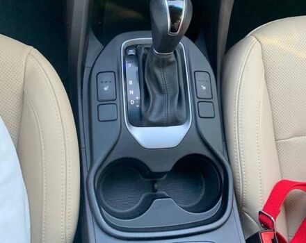 Белый Хендай Санта Фе, объемом двигателя 2.4 л и пробегом 78 тыс. км за 17500 $, фото 19 на Automoto.ua