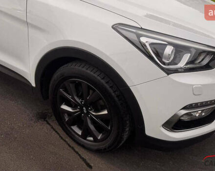 Белый Хендай Санта Фе, объемом двигателя 2.2 л и пробегом 156 тыс. км за 23600 $, фото 95 на Automoto.ua