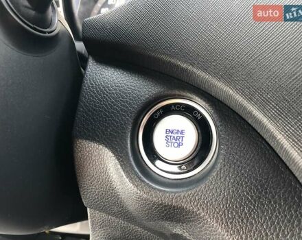 Белый Хендай Санта Фе, объемом двигателя 2 л и пробегом 200 тыс. км за 19800 $, фото 5 на Automoto.ua