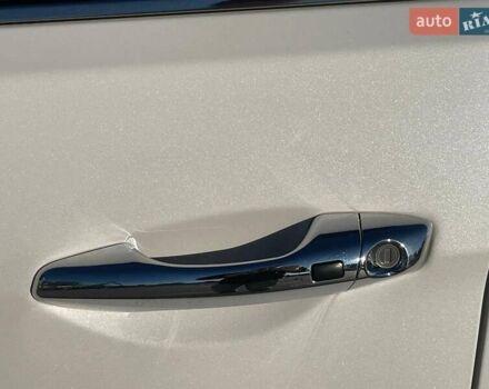 Белый Хендай Санта Фе, объемом двигателя 2 л и пробегом 137 тыс. км за 23500 $, фото 10 на Automoto.ua