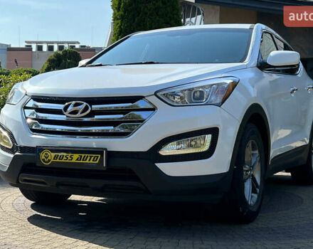 Белый Хендай Санта Фе, объемом двигателя 2.4 л и пробегом 88 тыс. км за 17500 $, фото 2 на Automoto.ua