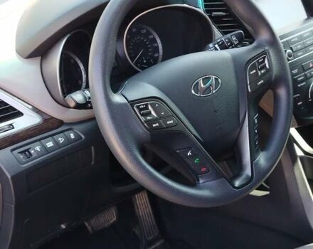 Белый Хендай Санта Фе, объемом двигателя 2.4 л и пробегом 94 тыс. км за 16500 $, фото 18 на Automoto.ua