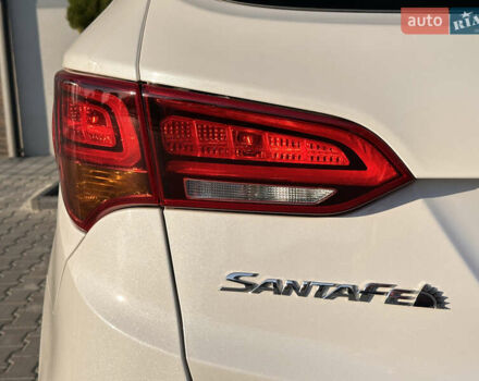 Белый Хендай Санта Фе, объемом двигателя 2.2 л и пробегом 158 тыс. км за 23600 $, фото 27 на Automoto.ua