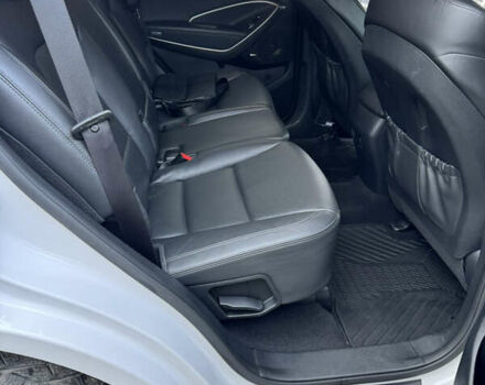 Белый Хендай Санта Фе, объемом двигателя 2.2 л и пробегом 168 тыс. км за 23300 $, фото 29 на Automoto.ua