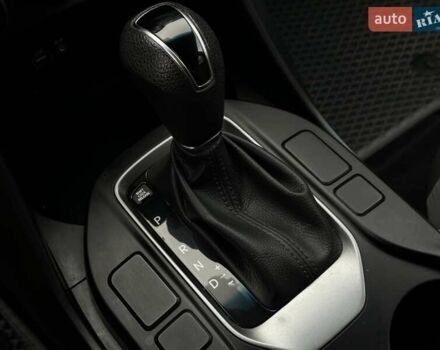 Белый Хендай Санта Фе, объемом двигателя 2.4 л и пробегом 110 тыс. км за 14750 $, фото 31 на Automoto.ua