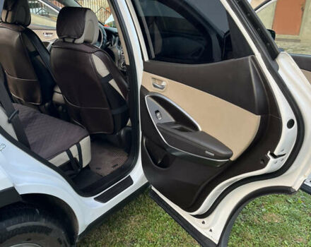 Белый Хендай Санта Фе, объемом двигателя 2.36 л и пробегом 111 тыс. км за 15000 $, фото 15 на Automoto.ua