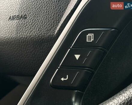 Белый Хендай Санта Фе, объемом двигателя 2.4 л и пробегом 110 тыс. км за 14750 $, фото 29 на Automoto.ua