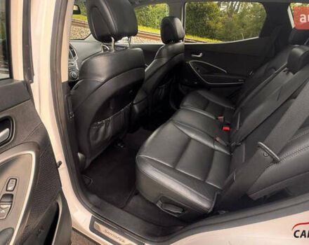 Белый Хендай Санта Фе, объемом двигателя 2.2 л и пробегом 156 тыс. км за 23600 $, фото 98 на Automoto.ua