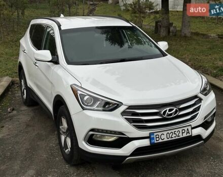 Белый Хендай Санта Фе, объемом двигателя 2.4 л и пробегом 110 тыс. км за 14750 $, фото 5 на Automoto.ua