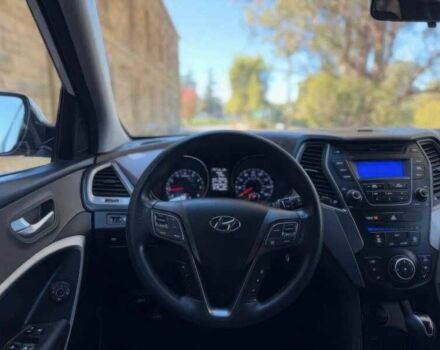 Белый Хендай Санта Фе, объемом двигателя 2.4 л и пробегом 109 тыс. км за 9300 $, фото 8 на Automoto.ua