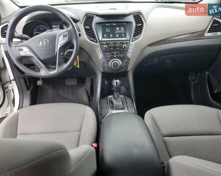 Белый Хендай Санта Фе, объемом двигателя 0 л и пробегом 164 тыс. км за 2700 $, фото 6 на Automoto.ua