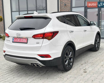 Белый Хендай Санта Фе, объемом двигателя 2.2 л и пробегом 158 тыс. км за 23600 $, фото 8 на Automoto.ua