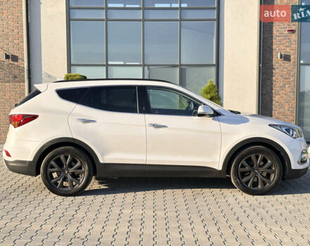 Белый Хендай Санта Фе, объемом двигателя 2.2 л и пробегом 157 тыс. км за 23650 $, фото 12 на Automoto.ua