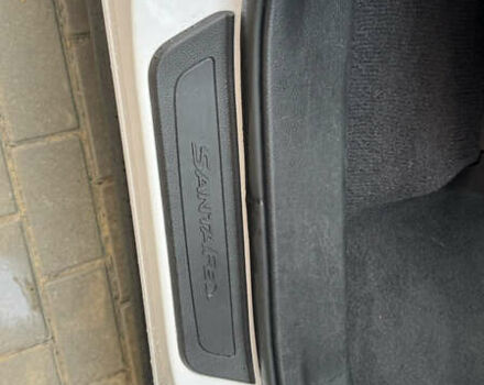 Білий Хендай Санта Фе, об'ємом двигуна 2.2 л та пробігом 141 тис. км за 22500 $, фото 111 на Automoto.ua