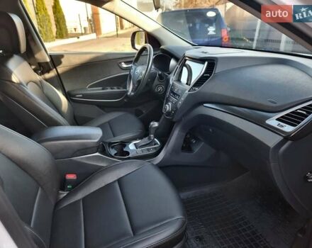 Белый Хендай Санта Фе, объемом двигателя 2.2 л и пробегом 146 тыс. км за 21200 $, фото 35 на Automoto.ua