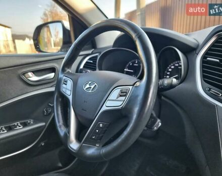 Белый Хендай Санта Фе, объемом двигателя 2.2 л и пробегом 146 тыс. км за 21200 $, фото 33 на Automoto.ua