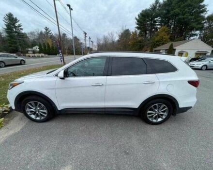 Белый Хендай Санта Фе, объемом двигателя 3.3 л и пробегом 70 тыс. км за 3800 $, фото 1 на Automoto.ua