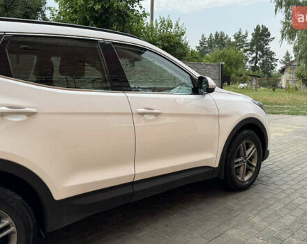 Білий Хендай Санта Фе, об'ємом двигуна 2.2 л та пробігом 141 тис. км за 22500 $, фото 9 на Automoto.ua